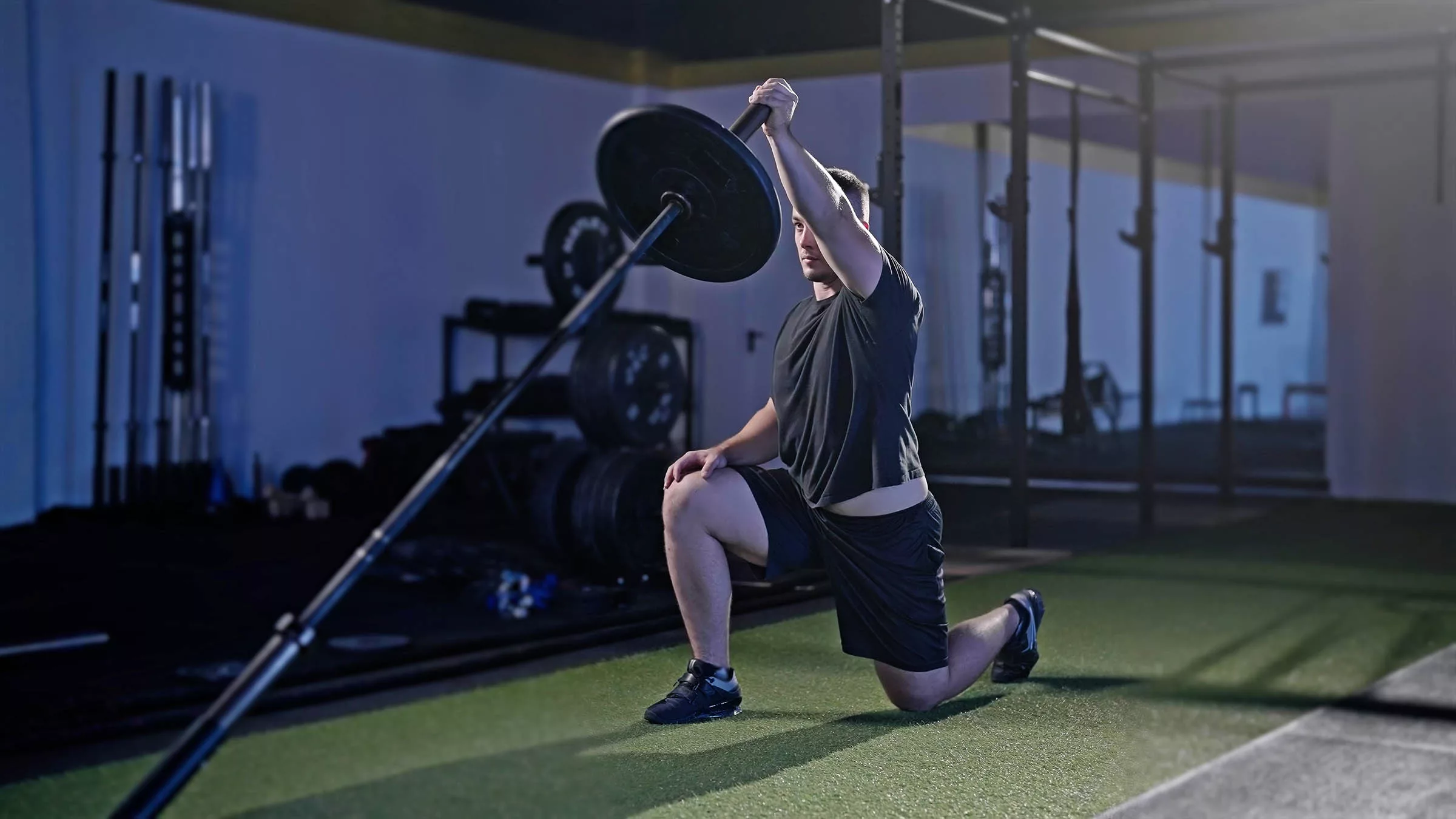 How the Half-Kneeling Landmine Press can benefit your workout