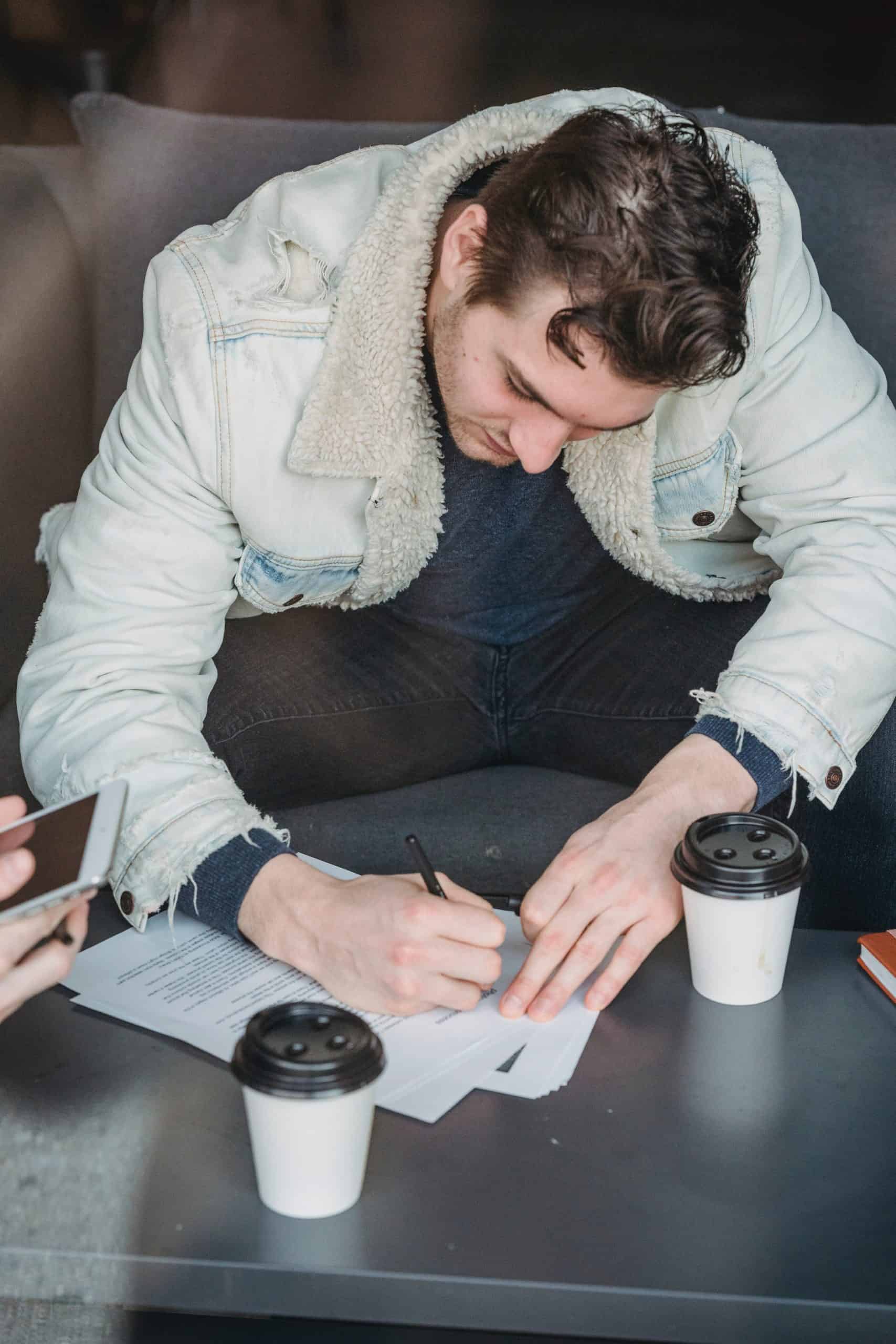 What actors should consider before signing a contract